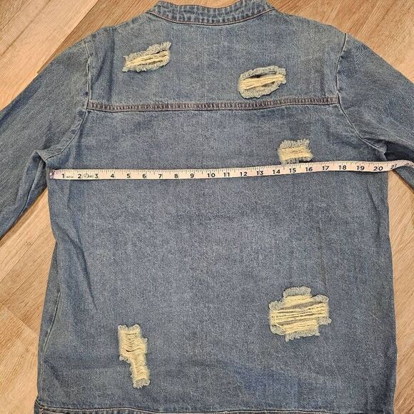 Pol Women's Distressed Denim Size Medium Jean Jacket - Picture 13 of 14